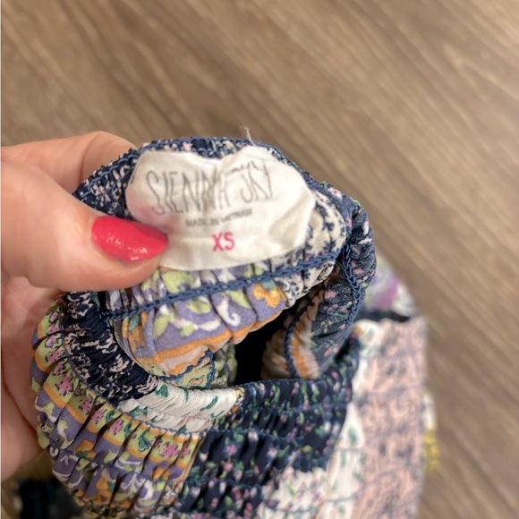 Sienna Sky girls size M 8/10 flowy tube top - Picture 3 of 3